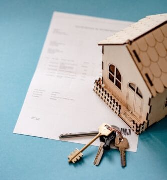 The Role of Anti-Inflammatory Foods in Preventing Age-Related Diseases