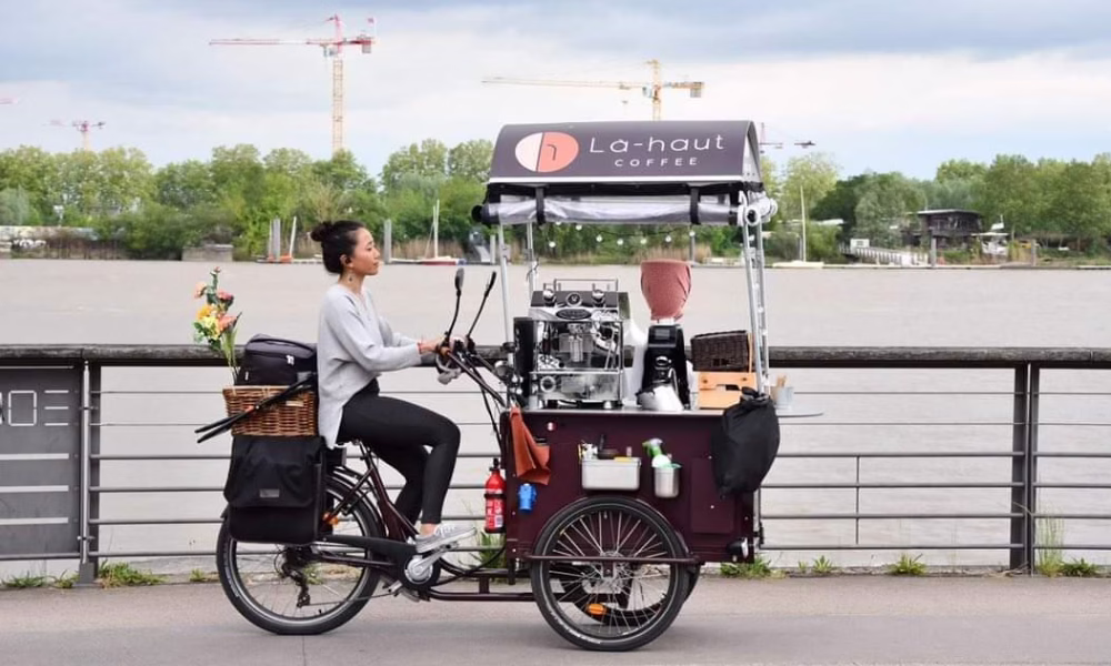Là-Haut Espresso, the Bicycle Café Bringing Lao Espresso to Bordeaux