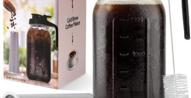 Cold Brew Coffee Maker, 64 oz Glass Pitcher with Mesh Filter, 2 Quart Mason Jar with Lid