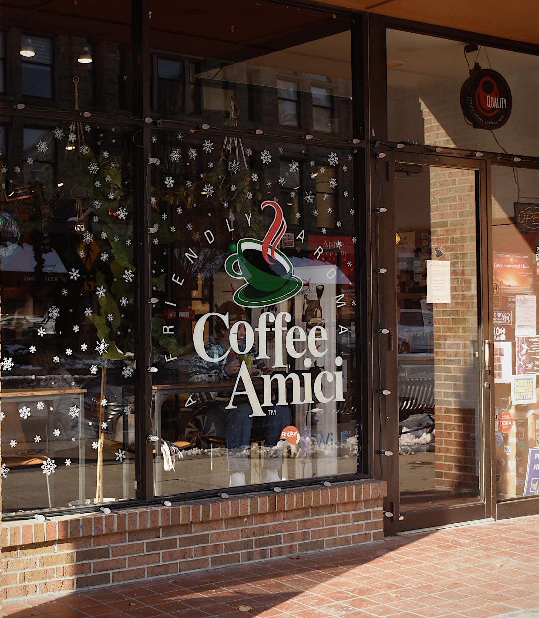 15 Independent Coffee Shops Celebrate December Anniversaries