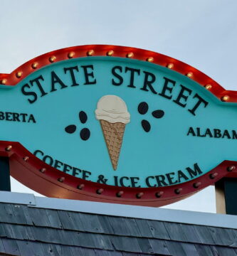 Welcome to State Street Coffee & Ice Cream in Elberta, Ala.