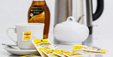 The Ultimate Guide to Herbal Detox: Everything You Need to Know